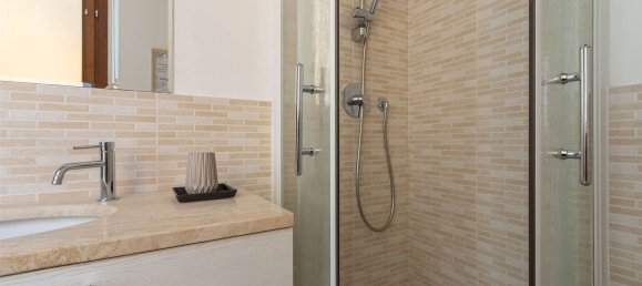 4 Schlafzimmer Wohnung in Campi Bisenzio, Italy, Nr. 319696 8