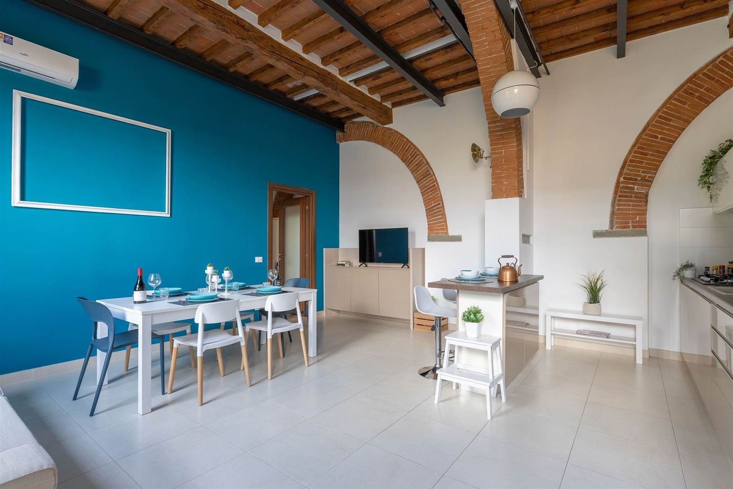 4 Schlafzimmer Wohnung in Campi Bisenzio, Italy, Nr. 319696