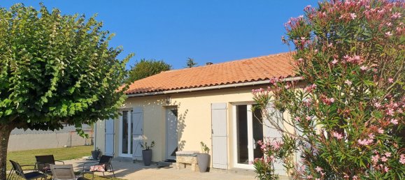 4 bedrooms House in Ars, France No. 96132 36