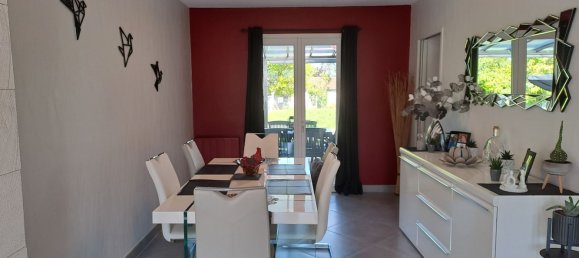 4 bedrooms House in Ars, France No. 96132 7