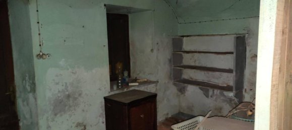 3 rooms House in Busano, Italy No. 150227 8