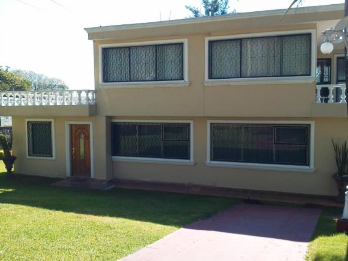 5 bedrooms House in Morelos, Mexico No. 162310