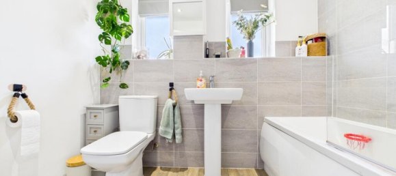 2 bedrooms Commercial property in Bordon, United Kingdom No. 13838 7