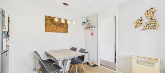 2 bedrooms Commercial property in Bordon, United Kingdom No. 13838 13