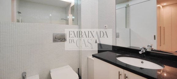 3 chambres Duplex à Lisbon, Portugal No. 106716 9