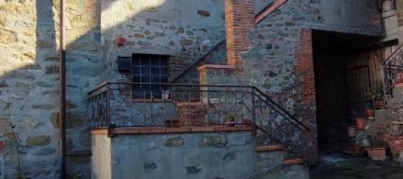 4-Zimmer Haus in Montevarchi, Italy, Nr. 233810 2