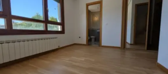 Casa de 5 dormitorios en Arroyo de la Encomienda, Spain No. 187811 2