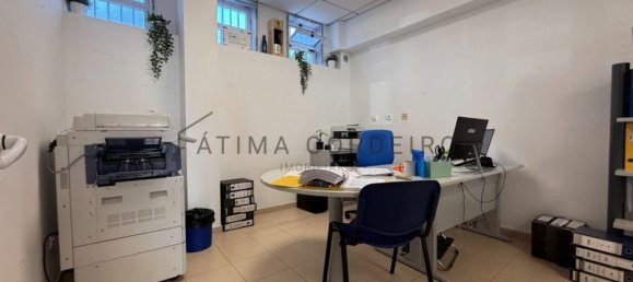 Gewerbliche Immobilie in Corroios, Portugal 124m², Nr. 339506 5