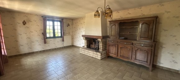 Casa T4 em Saint-Yrieix-le-Dejalat, France N.º 304028 2