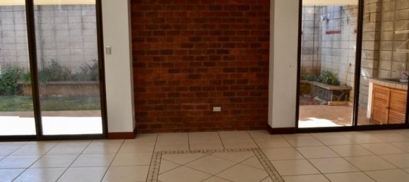 Apartamento com 3 quartos em condomínio em Heredia, Costa Rica N.º 853 5