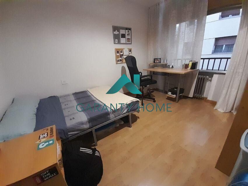 3 bedrooms Apartment in Salamanca, Spain No. 98240