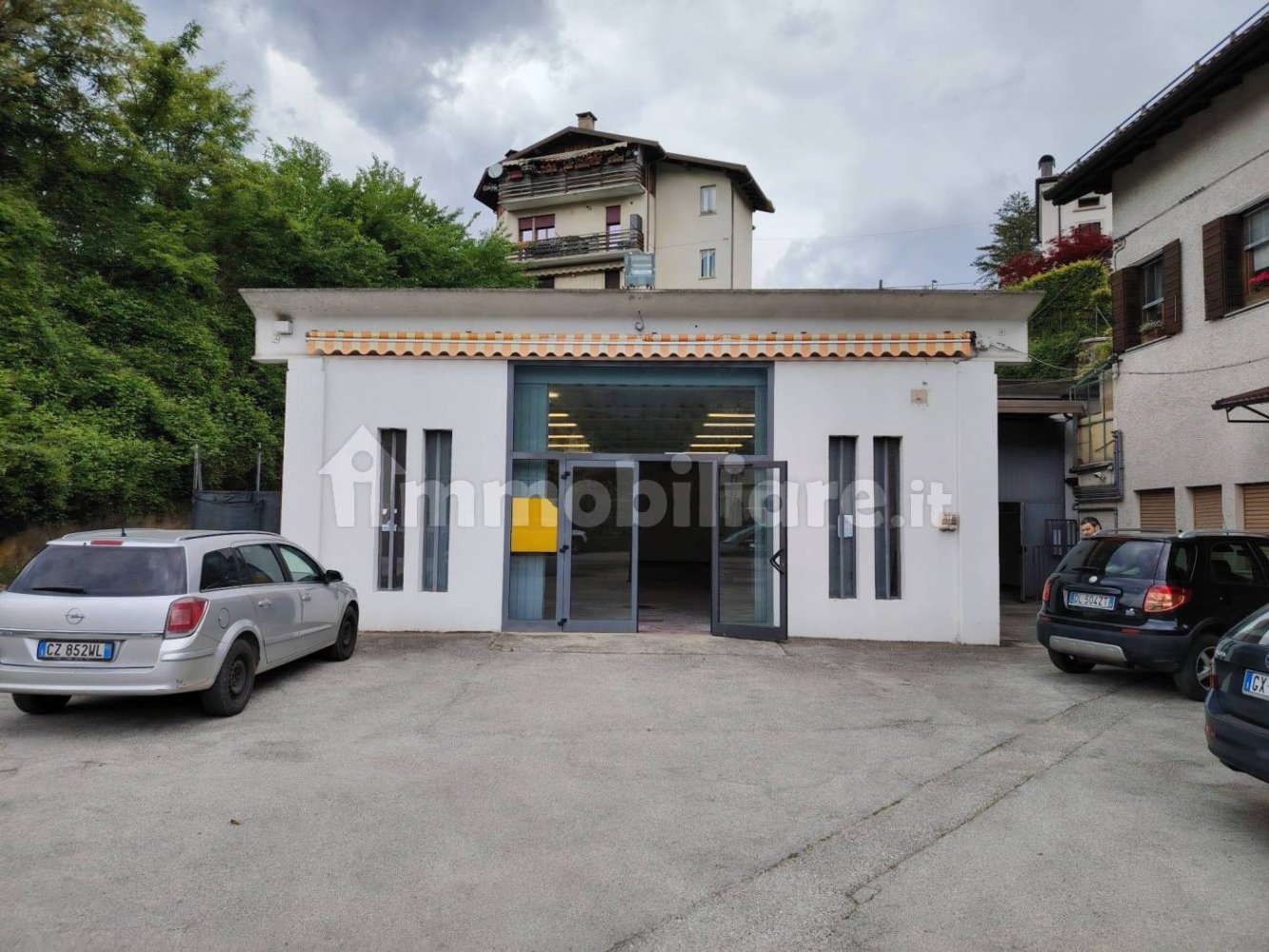 Коммерческая недвижимость 245м² в Фельтре, Италия № 353519