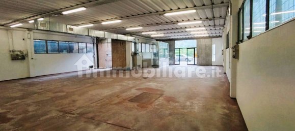 Коммерческая недвижимость 245м² в Фельтре, Италия № 353519 12