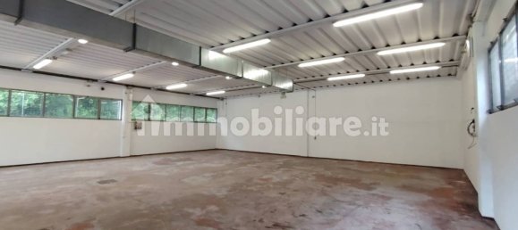 Коммерческая недвижимость 245м² в Фельтре, Италия № 353519 8