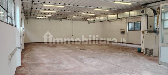 Коммерческая недвижимость 245м² в Фельтре, Италия № 353519 5