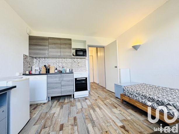 Estudio en Nantes, France No. 278256