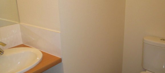 2 bedrooms House in Chateauneuf-sur-Loire, France No. 157891 15