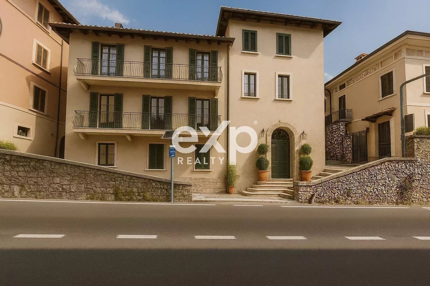 Casa de 15 habitaciónes en Gargnano, Italy No. 258772