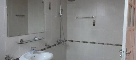 4 Schlafzimmer Villa in Tay Ho, Vietnam, Nr. 4800 24