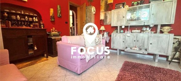 5 rooms Apartment in Fucecchio, Italy No. 269686 3