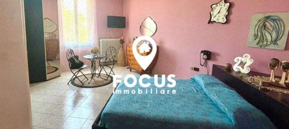 5 rooms Apartment in Fucecchio, Italy No. 269686 13