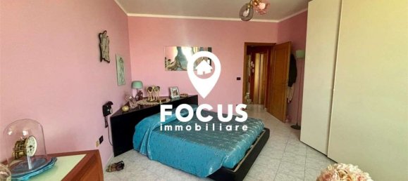 5 rooms Apartment in Fucecchio, Italy No. 269686 12
