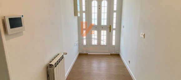 4 bedrooms House in A Coruna, Spain No. 171987 12