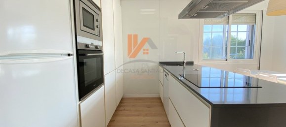 4 bedrooms House in A Coruna, Spain No. 171987 7