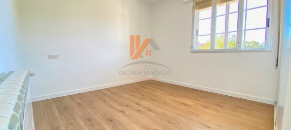 4 bedrooms House in A Coruna, Spain No. 171987 25