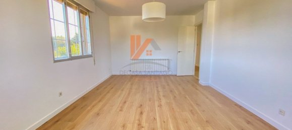 4 bedrooms House in A Coruna, Spain No. 171987 15