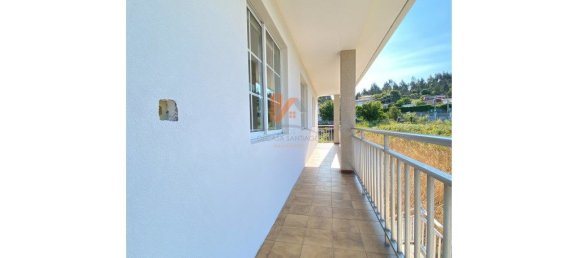 4 bedrooms House in A Coruna, Spain No. 171987 33