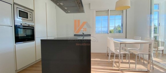 4 bedrooms House in A Coruna, Spain No. 171987 4