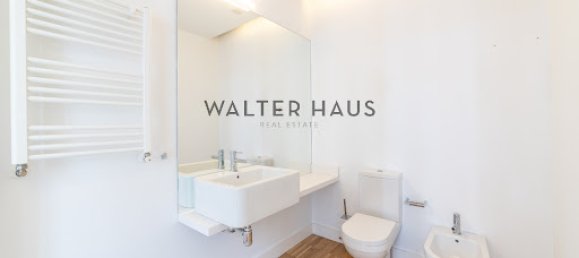 3 bedrooms Apartment in Madrid, Spain No. 183388 4