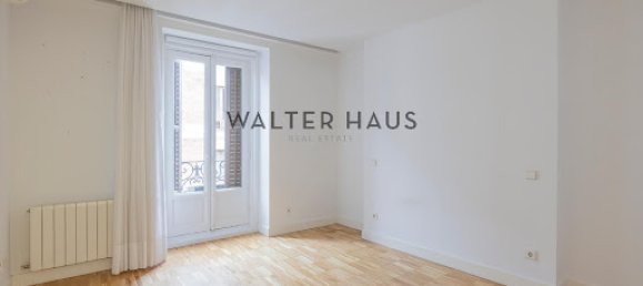 3 bedrooms Apartment in Madrid, Spain No. 183388 8