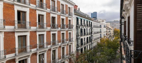 3 bedrooms Apartment in Madrid, Spain No. 183388 15