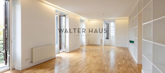 3 bedrooms Apartment in Madrid, Spain No. 183388 6