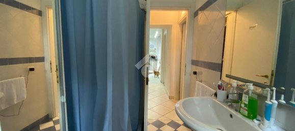 3 rooms Apartment in Colleferro, Italy No. 137008 9