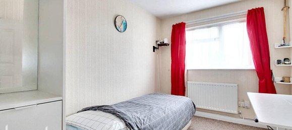 2 غرف نوم عقار تجاري في Hayes, United Kingdom رقم 5084 9