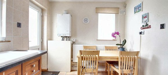 2 غرف نوم عقار تجاري في Hayes, United Kingdom رقم 5084 6