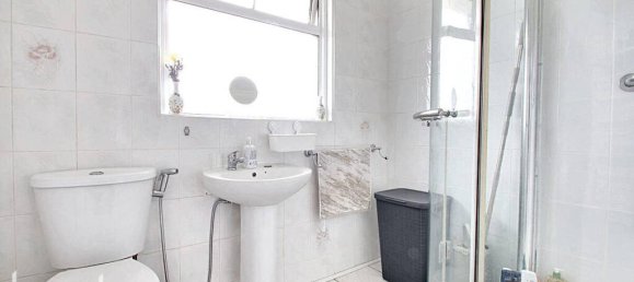 2 غرف نوم عقار تجاري في Hayes, United Kingdom رقم 5084 10