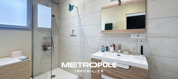 4 chambres Maison à Rhône, France No. 346519 8