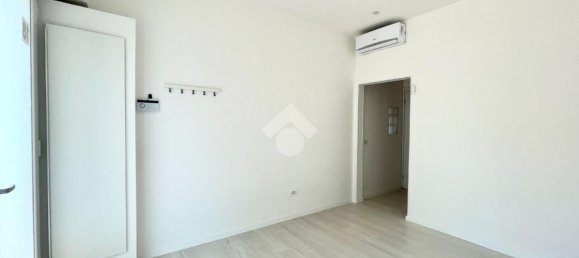 Imóvel comercial de 2 divisões em Padua, Italy N.º 293770 3