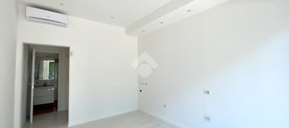 Imóvel comercial de 2 divisões em Padua, Italy N.º 293770 7