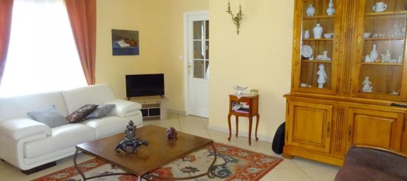 4 Schlafzimmer Haus in Gien, France, Nr. 61603 8