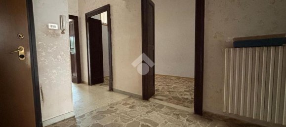 3 rooms Apartment in Cerignola, Italy No. 238385 3
