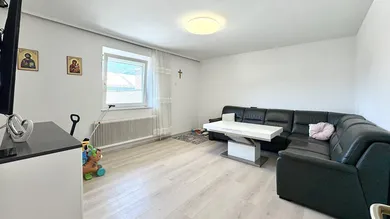 4 rooms Apartment in Hall in Tirol, Austria No. 202150