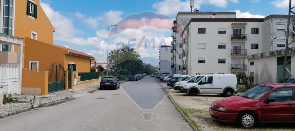 Terreno en Marinha Grande, Portugal 319 m² No. 64307 6
