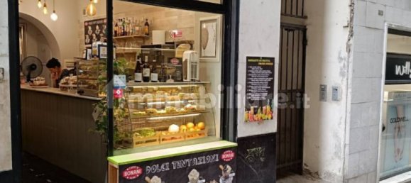 1 room Commercial property in Genoa, Italy No. 36916 6