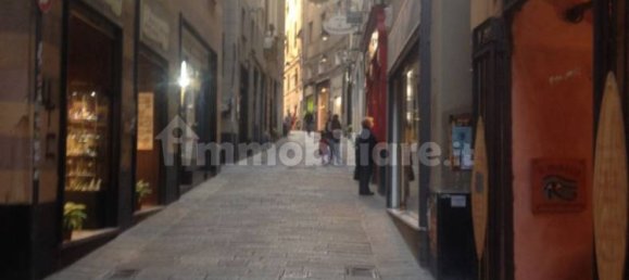 1 room Commercial property in Genoa, Italy No. 36916 2