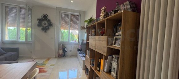 2 bedrooms Apartment in Florence, Italy No. 332769 15